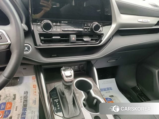 Toyota Highlander id 4261008 из Китая 7