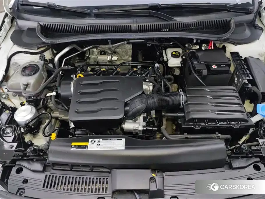 Volkswagen Polo id 4545700 из Китая 7