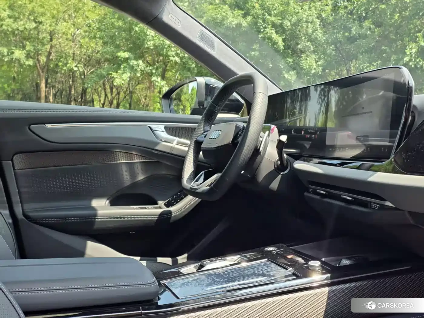 Audi A6L id 4653878 из Китая 8