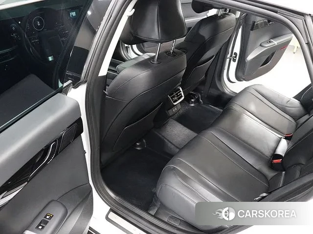 Hyundai Grandeur (GN7) id 3327567 из Кореи 7