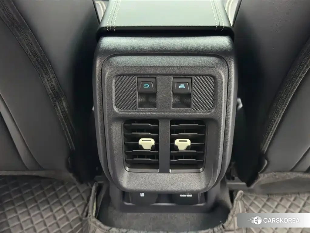 Ford Mustang id 4576535 из Китая 7