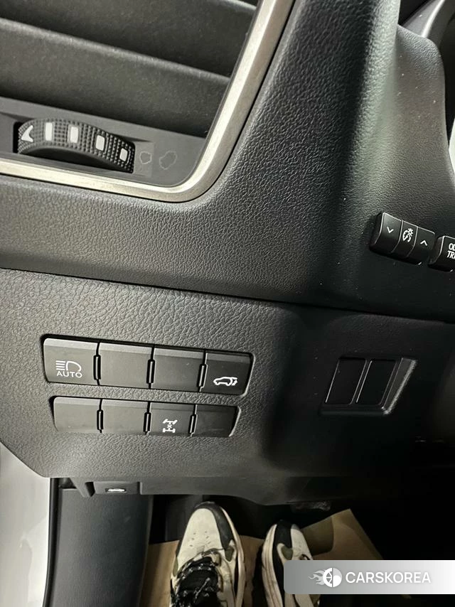 Lexus NX id 4258890 из Китая 7