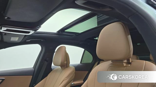Mercedes-Benz E-Class W214 id 4427232 из Кореи 7