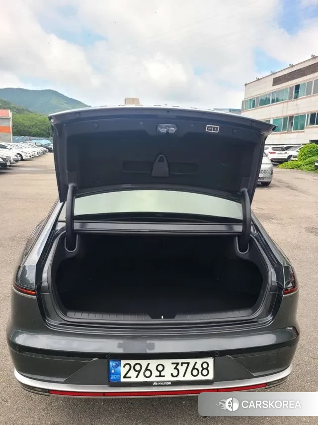 Hyundai Grandeur (GN7) id 3022097 из Кореи 7