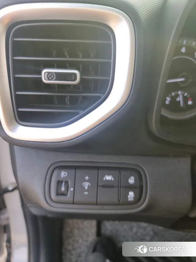 Hyundai Venue id 4855046 из Кореи 7