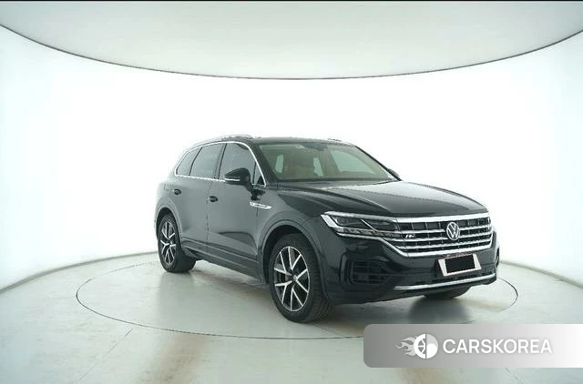 Volkswagen Touareg id 4328802 из Китая 7