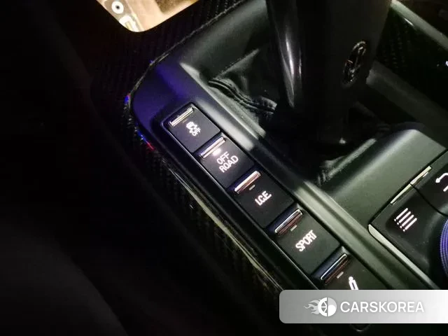 Maserati Levante id 3459119 из Кореи 7