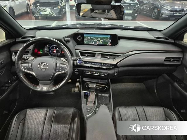 Lexus UX250h id 3813408 из Кореи 7