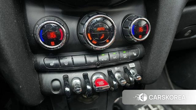 Mini Cooper S Convertible id 4203793 из Кореи 7