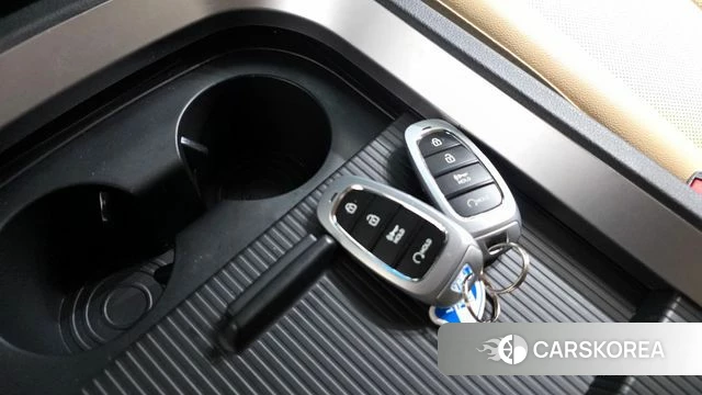 Hyundai Staria id 4292384 из Кореи 7