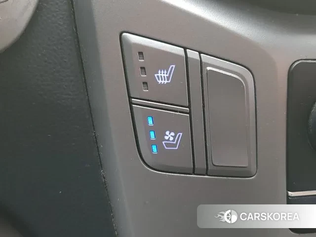 Hyundai The New Grand Starex id 3761294 из Кореи 7