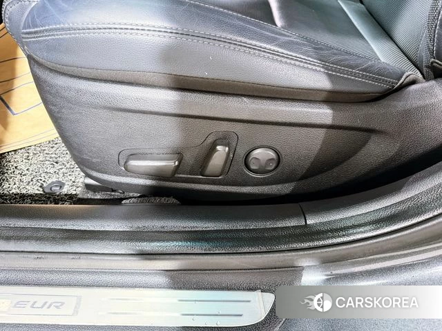 Hyundai Grandeur IG Hybrid id 4245860 из Кореи 7