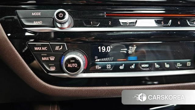 BMW 5 Series (G30) id 3966446 из Кореи 7