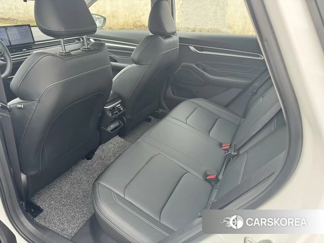 Geely Automobile Emgrand id 4239828 из Китая 7