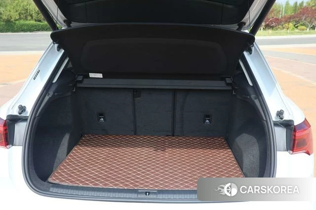 Audi Q3 id 4320744 из Китая 7
