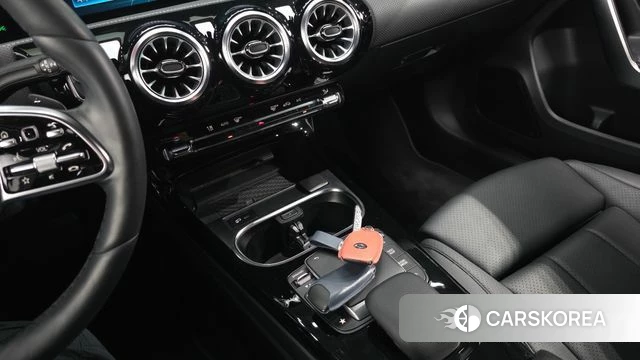 Mercedes-Benz A-Class W177 id 4529724 из Кореи 7