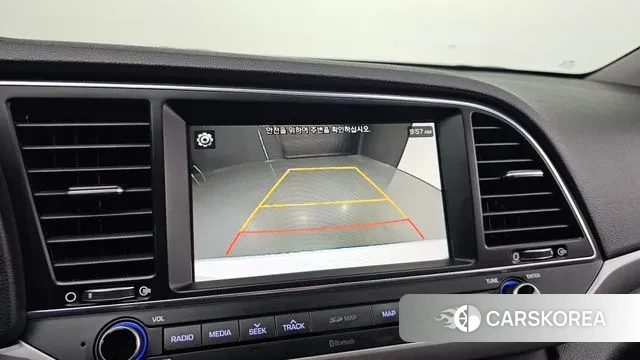 Hyundai Avante AD id 3375354 из Кореи 7