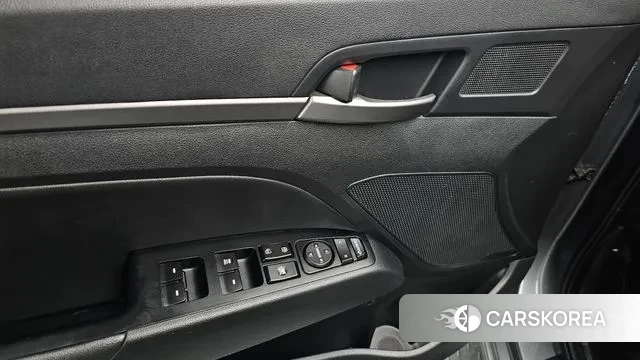 Hyundai Avante AD id 3460246 из Кореи 7