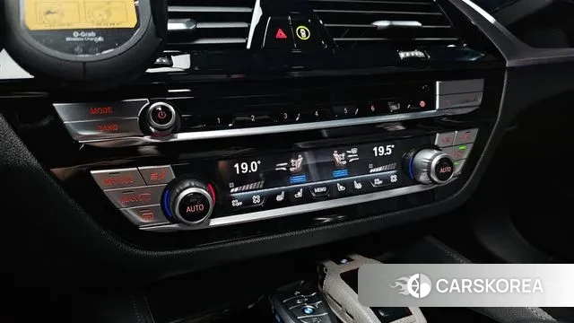 BMW 5 Series (G30) id 3197426 из Кореи 7