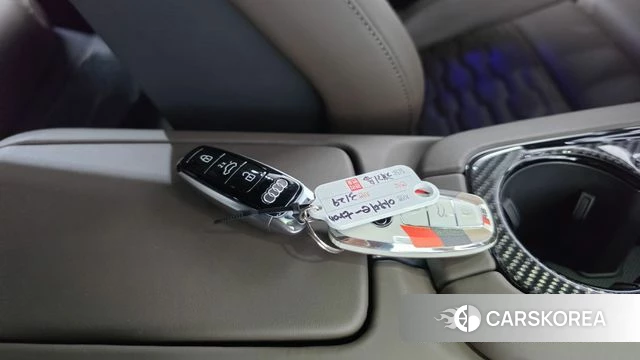 Audi e-Tron GT id 4706471 из Кореи 7