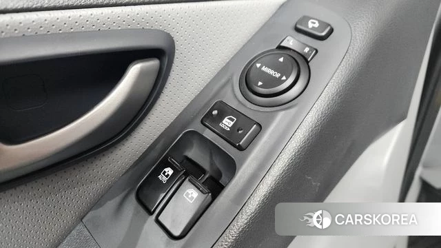 Hyundai The New Grand Starex id 4581798 из Кореи 7