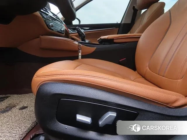 BMW 5 Series (G30) id 3778722 из Кореи 7