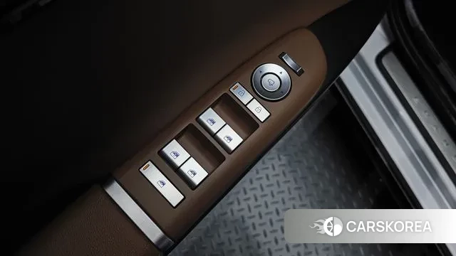 Hyundai Grandeur (GN7) id 3359653 из Кореи 7