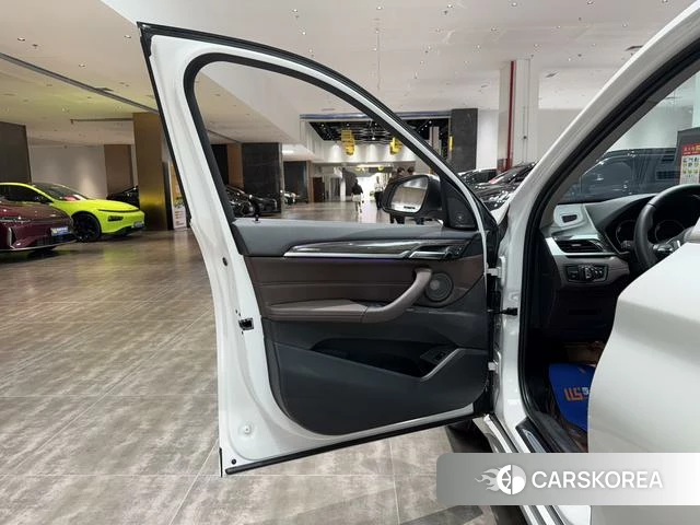 BMW X1 id 4220853 из Китая 7