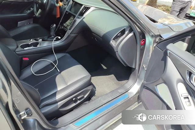 Infiniti Q50L id 4242587 из Китая 7