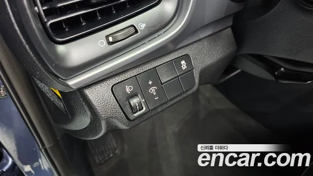 Kia Stonic id 2281996 из Кореи 7