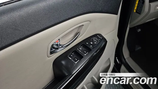 Kia The New Carnival id 2850443 из Кореи 7