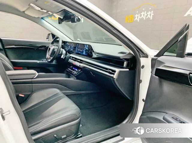 Hyundai Grandeur (GN7) id 3585998 из Кореи 7