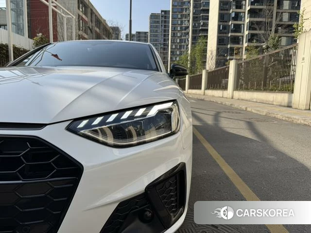Audi A4L id 4301182 из Китая 7