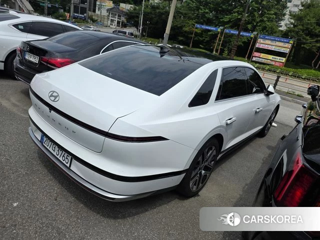 Hyundai Grandeur (GN7) id 4540843 из Кореи 7
