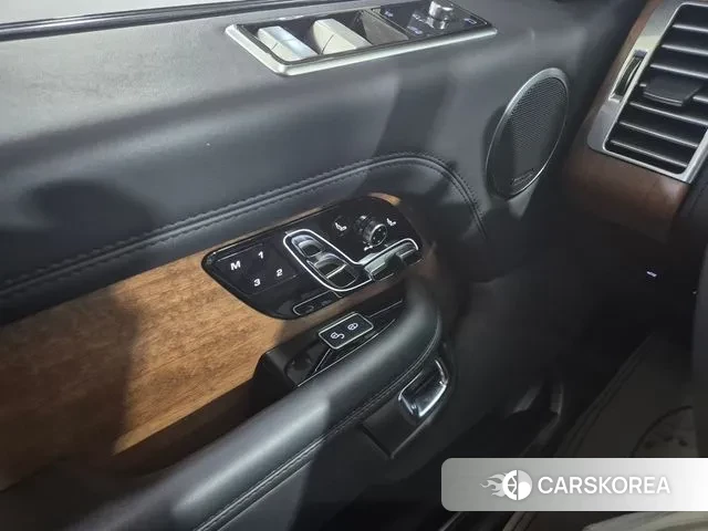 Land Rover Range Rover 4th Generation id 3302754 из Кореи 7