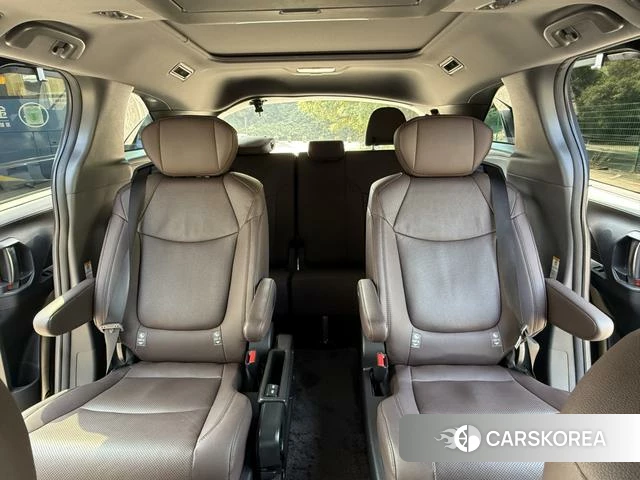 Toyota Saina id 3983343 из Китая 7