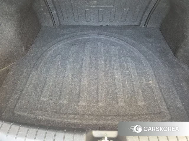 Hyundai Avante AD id 3558116 из Кореи 7