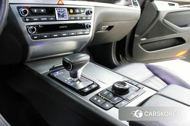 Genesis G80 id 3853423 из Кореи 7