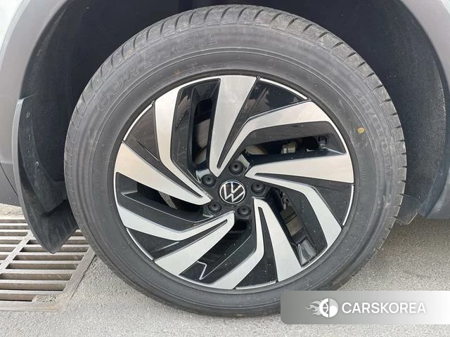 Volkswagen Tiguan L id 4276190 из Китая 7