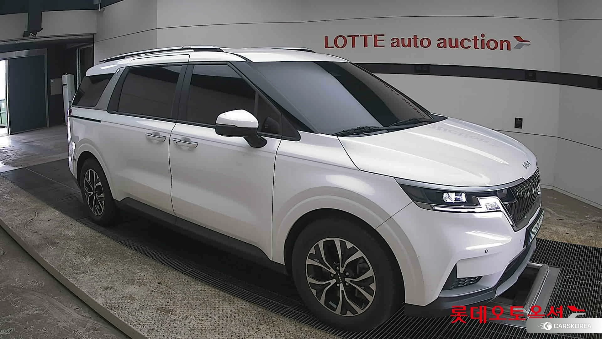 Kia Carnival id 3869448 из Кореи 7
