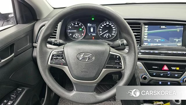 Hyundai Avante AD id 3808187 из Кореи 7