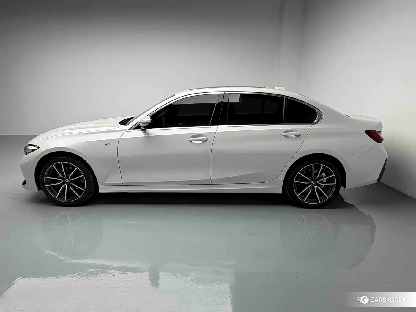 BMW 3 series id 4674323 из Китая 7