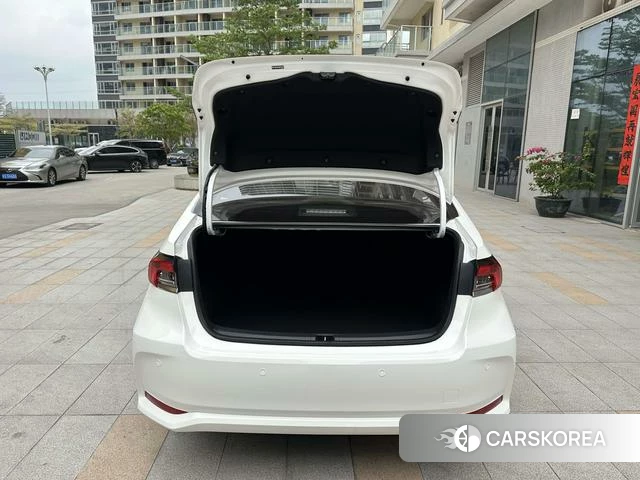 Toyota Corolla id 4314723 из Китая 7
