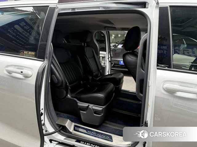 Toyota Saina id 4276282 из Китая 7