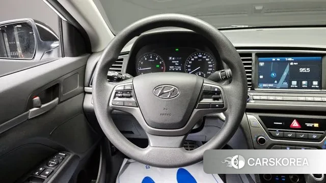 Hyundai Avante AD id 3742912 из Кореи 7