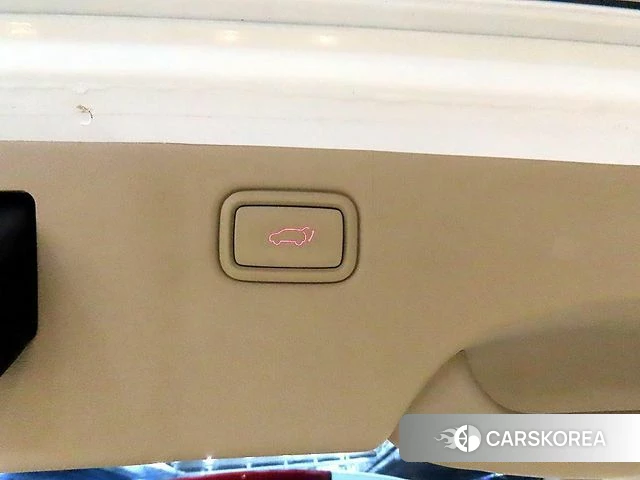 Kia The New Carnival id 4435107 из Кореи 7