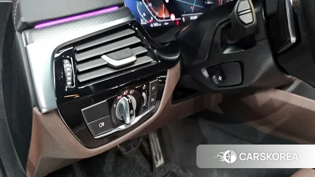 BMW 6 Series GT (G32) id 3740102 из Кореи 7