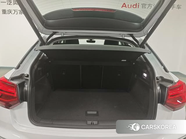 Audi Q2L id 4234884 из Китая 7