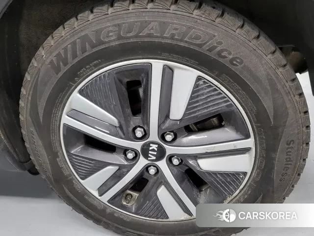 Kia The New Niro id 3611983 из Кореи 7