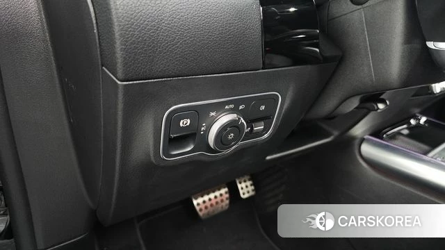 Mercedes-Benz GLA - Class H247 id 4637400 из Кореи 7